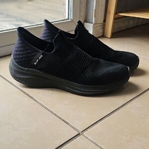 Skechers Black Sneakers Breathable Slip-On Comfort